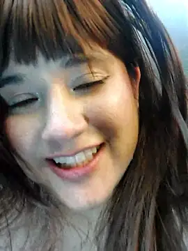 Snapshot of ItsNaiixa chatting on March 8, 2026, 2:04 am ItsNaiixa online show from March 8, 2026, 2:04 am