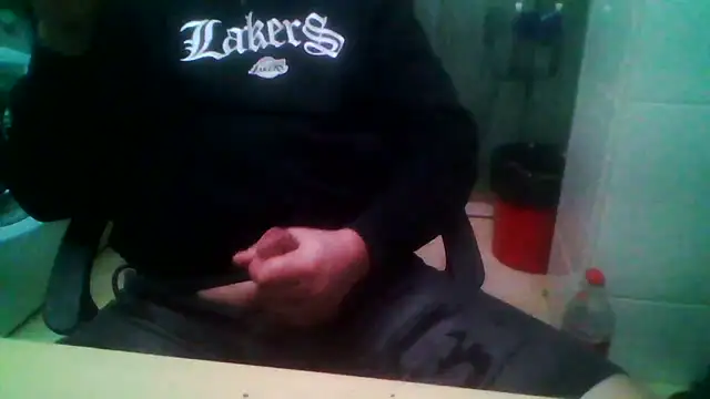 Snapshot of lobito1997 chatting on March 1, 2026, 4:36 am lobito1997 online show from March 1, 2026, 4:36 am