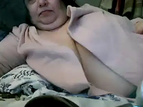 WHITEDAROSE online show from February 10, 2025, 7:38 pm