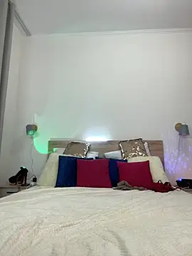 KateRedgar online show from October 30, 2025, 2:18 pm