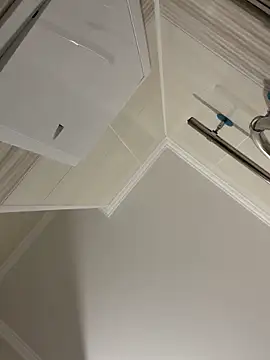 KateRedgar online show from December 21, 2025, 2:24 pm