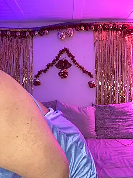 Snapshot of ThaliaRivera_ chatting on December 29, 2024, 9:41 pm ThaliaRivera online show from December 29, 2024, 9:41 pm