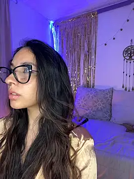 Snapshot of ThaliaRivera_ chatting on February 5, 2025, 1:58 am ThaliaRivera online show from February 5, 2025, 1:58 am