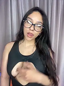 Snapshot of ThaliaRivera_ chatting on March 14, 2025, 1:59 am ThaliaRivera online show from March 14, 2025, 1:59 am