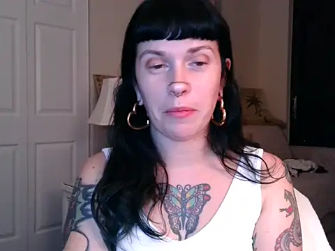 Snapshot of Marcelinegoddess chatting on December 7, 2024, 6:54 am Marcelinegoddess online show from December 7, 2024, 6:54 am