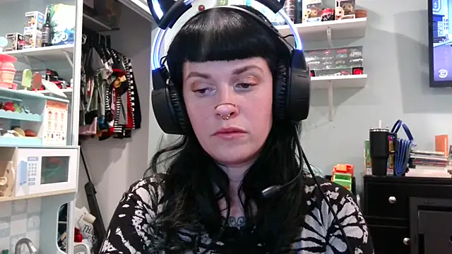 Snapshot of Marcelinegoddess chatting on February 3, 2025, 4:14 am Marcelinegoddess online show from February 3, 2025, 4:14 am