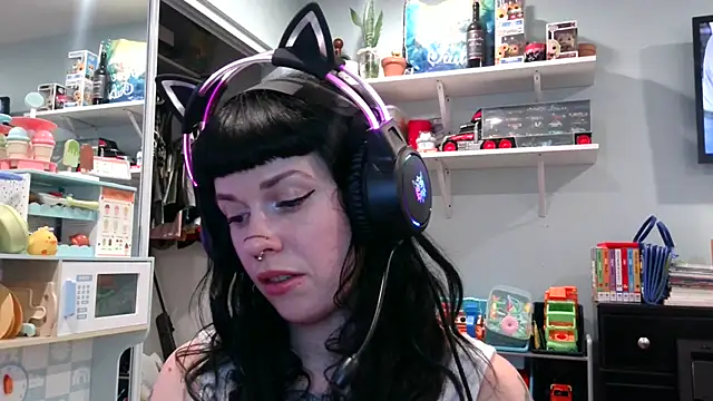 Snapshot of Marcelinegoddess chatting on February 7, 2025, 6:03 am Marcelinegoddess online show from February 7, 2025, 6:03 am