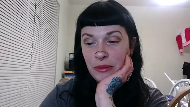 Snapshot of Marcelinegoddess chatting on March 14, 2025, 2:42 am Marcelinegoddess online show from March 14, 2025, 2:42 am