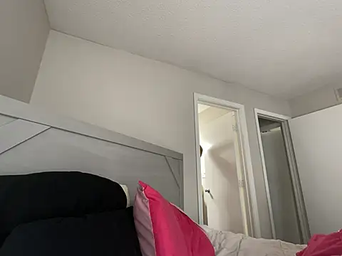 Badgirlbrittt online show from January 26, 2025, 4:41 pm