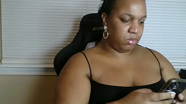 Badgirlbrittt online show from September 25, 2025, 12:03 am