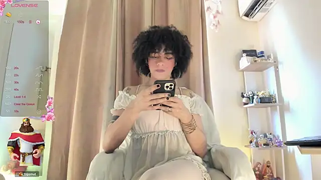 BarbieVenus online show from January 28, 2025, 3:25 pm