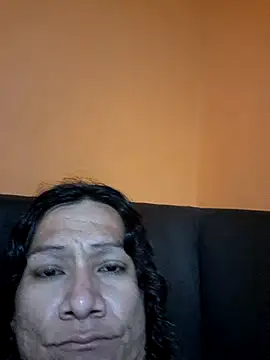 Snapshot of miicheele32 chatting on November 17, 2025, 11:21 pm miicheele32 online show from November 17, 2025, 11:21 pm