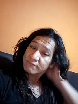 Snapshot of miicheele32 chatting on November 25, 2025, 9:31 am miicheele32 online show from November 25, 2025, 9:31 am