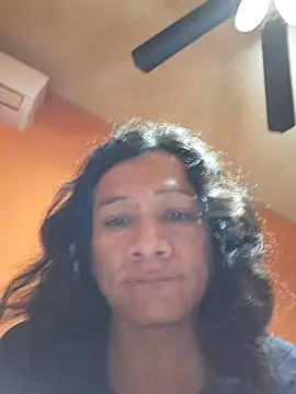 Snapshot of miicheele32 chatting on December 5, 2025, 8:01 am miicheele32 online show from December 5, 2025, 8:01 am