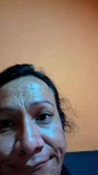 Snapshot of miicheele32 chatting on December 15, 2025, 7:01 am miicheele32 online show from December 15, 2025, 7:01 am