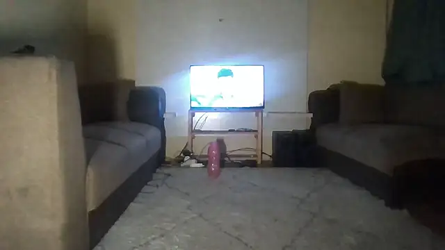 SmallGoodNutts online show from September 11, 2025, 4:23 am