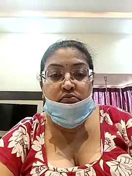 Snapshot of LAVERNIYA_ chatting on January 3, 2025, 9:47 am LAVERNIYA online show from January 3, 2025, 9:47 am