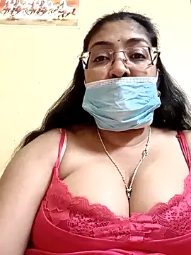Snapshot of LAVERNIYA_ chatting on February 27, 2025, 11:52 am LAVERNIYA online show from February 27, 2025, 11:52 am