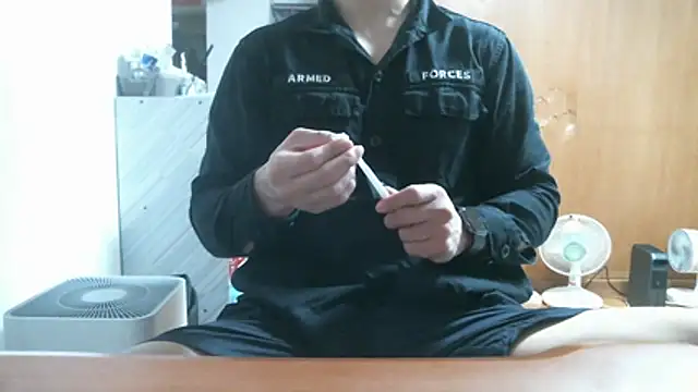 Snapshot of Stellan_0412 chatting on March 4, 2026, 4:18 am Stellan 0412 online show from March 4, 2026, 4:18 am