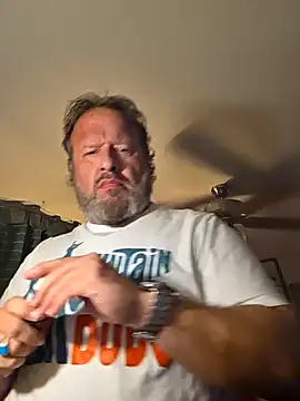 Snapshot of kikdrummer chatting on April 23, 2026, 12:56 am kikdrummer online show from April 23, 2026, 12:56 am