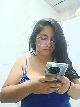 Snapshot of _Angelinaandrade_ chatting on June 12, 2026, 1:15 am Angelinaandrade online show from June 12, 2026, 1:15 am