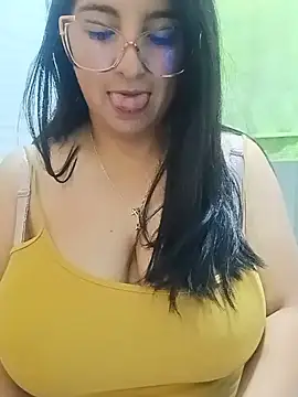 Snapshot of _Angelinaandrade_ chatting on July 8, 2026, 1:15 pm Angelinaandrade online show from July 8, 2026, 1:15 pm
