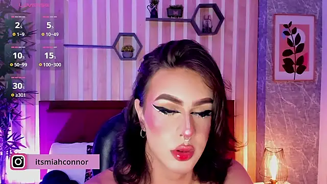 miah connor online show from November 24, 2025, 6:29 pm