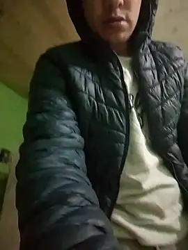 Snapshot of Alonsomadeira chatting on January 17, 2026, 1:27 pm Alonsomadeira online show from January 17, 2026, 1:27 pm