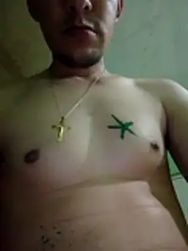 Snapshot of Alonsomadeira chatting on February 5, 2026, 9:47 am Alonsomadeira online show from February 5, 2026, 9:47 am