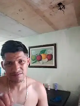 Snapshot of Alonsomadeira chatting on March 9, 2026, 12:47 am Alonsomadeira online show from March 9, 2026, 12:47 am