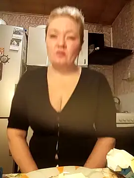 Snapshot of HelenaGlossX chatting on December 16, 2024, 3:51 am HelenaGlossX online show from December 16, 2024, 3:51 am
