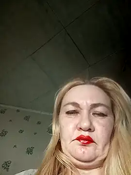 Snapshot of HelenaGlossX chatting on December 23, 2024, 12:08 pm HelenaGlossX online show from December 23, 2024, 12:08 pm