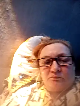 Snapshot of HelenaGlossX chatting on January 16, 2025, 4:28 pm HelenaGlossX online show from January 16, 2025, 4:28 pm