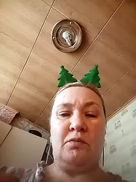 Snapshot of HelenaGlossX chatting on January 20, 2025, 7:47 am HelenaGlossX online show from January 20, 2025, 7:47 am