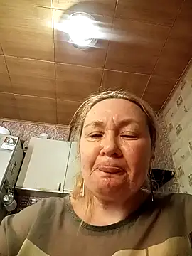 Snapshot of HelenaGlossX chatting on January 29, 2025, 4:30 pm HelenaGlossX online show from January 29, 2025, 4:30 pm