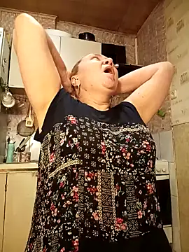 Snapshot of HelenaGlossX chatting on March 10, 2025, 5:18 pm HelenaGlossX online show from March 10, 2025, 5:18 pm