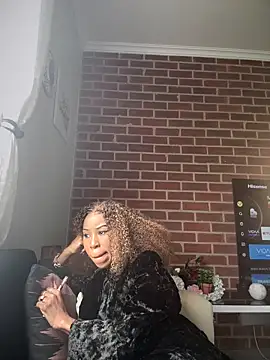 Snapshot of Dime-__ chatting on February 19, 2025, 12:55 pm Dime- online show from February 19, 2025, 12:55 pm