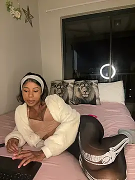 Snapshot of Dime-__ chatting on February 24, 2026, 10:41 pm Dime- online show from February 24, 2026, 10:41 pm