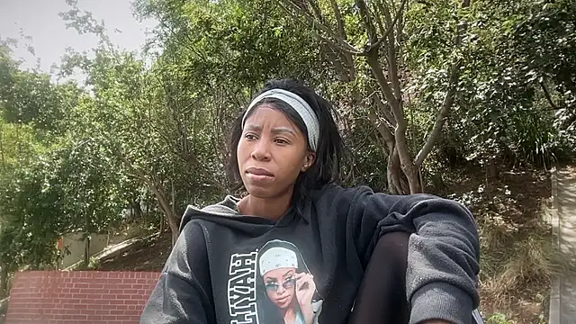 Snapshot of Dime-__ chatting on February 25, 2026, 10:47 am Dime- online show from February 25, 2026, 10:47 am