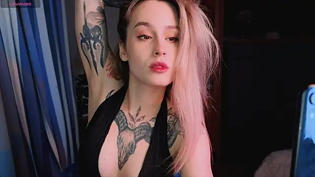 aviva faith online show from November 21, 2025, 5:22 pm