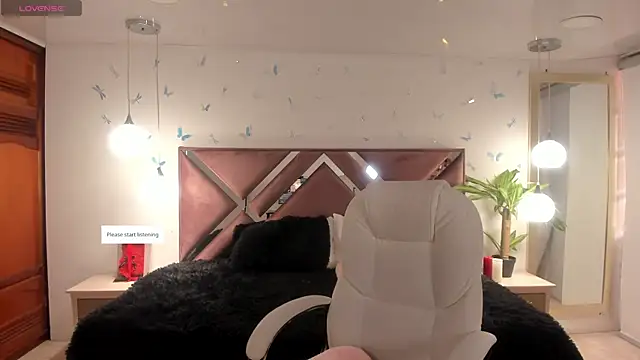  Antonnela  online show from September 27, 2025, 1:38 pm