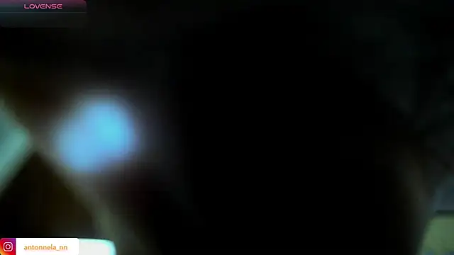  Antonnela  online show from March 6, 2026, 1:29 pm