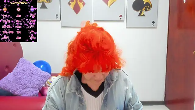 Salomeediaz  online show from June 18, 2026, 9:08 pm