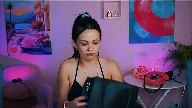 KarolinaRobinson online show from December 5, 2024, 7:38 pm