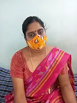 Snapshot of lakshmi-28 chatting on December 30, 2024, 5:26 am lakshmi-28 online show from December 30, 2024, 5:26 am