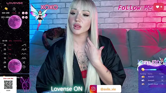 Snapshot of Eva_Evile chatting on March 8, 2025, 1:47 pm Eva Evile online show from March 8, 2025, 1:47 pm