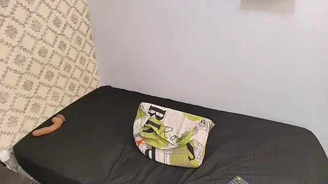 Snapshot of Chantal_taylor_ chatting on February 19, 2025, 6:21 pm Chantal taylor online show from February 19, 2025, 6:21 pm