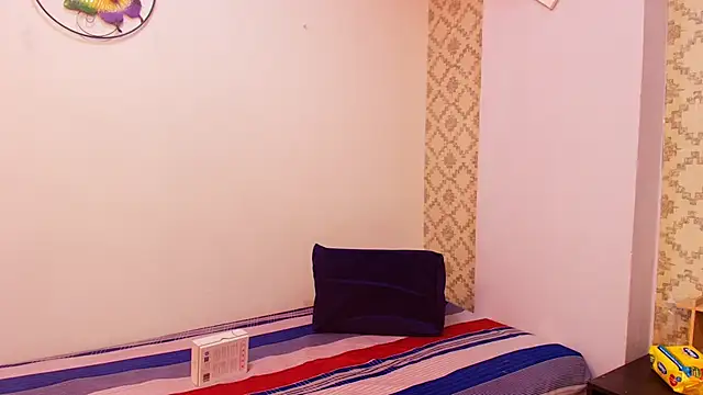 Snapshot of Chantal_taylor_ chatting on September 10, 2025, 12:05 pm Chantal taylor online show from September 10, 2025, 12:05 pm