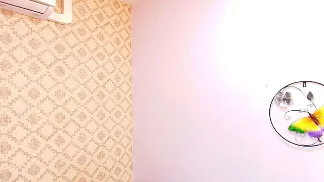 Snapshot of Chantal_taylor_ chatting on September 19, 2025, 12:06 pm Chantal taylor online show from September 19, 2025, 12:06 pm