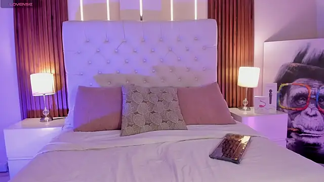 vega roux online show from November 22, 2025, 7:29 am